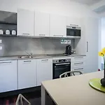 Marconi דירה